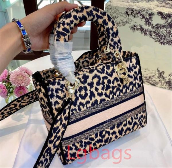 lady shoulder bag fashion women shoppingbag designers handbag luxurys colorful patterns totes bags
lady shoulder bag fashion women shoppingbag designers handbag luxurys colorful patterns totes bags