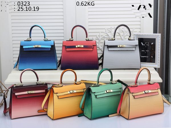 classic catfish shoulder crossbody bag casual tote lady leather purse women handbags temperament portable versatile messenger bags
classic catfish shoulder crossbody bag casual tote lady leather purse women handbags temperament portable versatile messenger bags