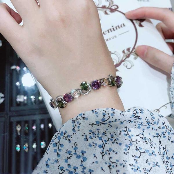 charm bracelets luxury colorful bracelet fashion buckle inlay shiny zircon 17cm chain geometry jewelry for women party birthday, Golden;silver
charm bracelets luxury colorful bracelet fashion buckle inlay shiny zircon 17cm chain geometry jewelry for women party birthday, Golden;silver
