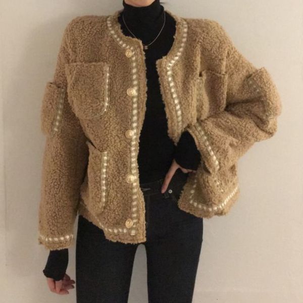 wools korean streetwear woman's coat long sleeve outward cardigan coats casual elegant warm winter of vintage wool, Black
wools korean streetwear woman's coat long sleeve outward cardigan coats casual elegant warm winter of vintage wool, Black