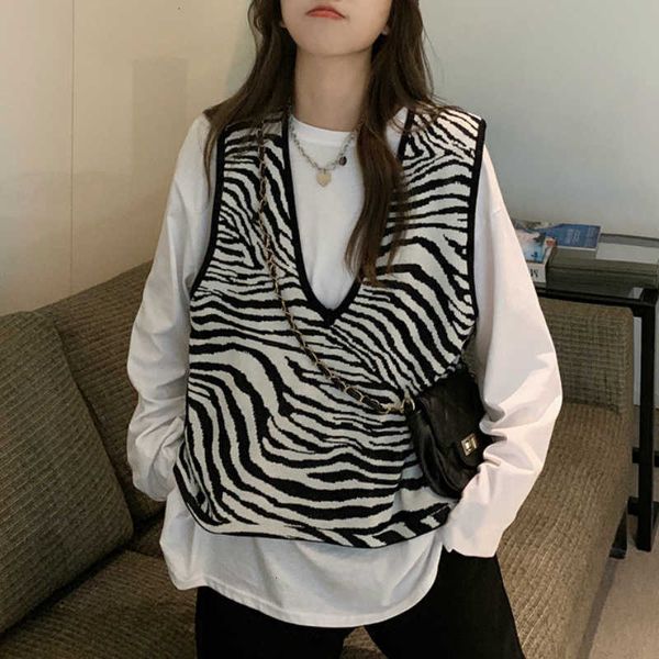 women's sweaters zebra-stripe vest short loose autumn korean style v-neck sleeveless sweater 5ubc, White;black
women's sweaters zebra-stripe vest short loose autumn korean style v-neck sleeveless sweater 5ubc, White;black