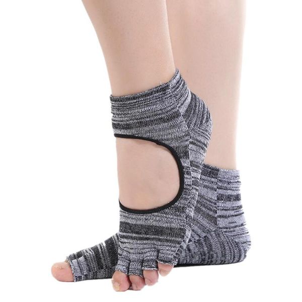 sports socks 1 pair women non slip yoga toeless skid sweat absorpting dancing split finger, Black
sports socks 1 pair women non slip yoga toeless skid sweat absorpting dancing split finger, Black