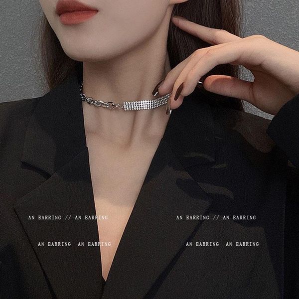 chokers xxixx stitching titanium steel zircon necklace trend fashion choker personality clavicle chain wild short female, Golden;silver
chokers xxixx stitching titanium steel zircon necklace trend fashion choker personality clavicle chain wild short female, Golden;silver