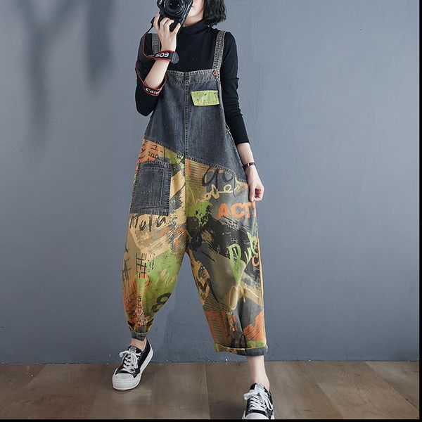graffiti print denim overalls loose womens romper patchwork pocket jean pants casual rompers plus size macacao, Black;white
graffiti print denim overalls loose womens romper patchwork pocket jean pants casual rompers plus size macacao, Black;white