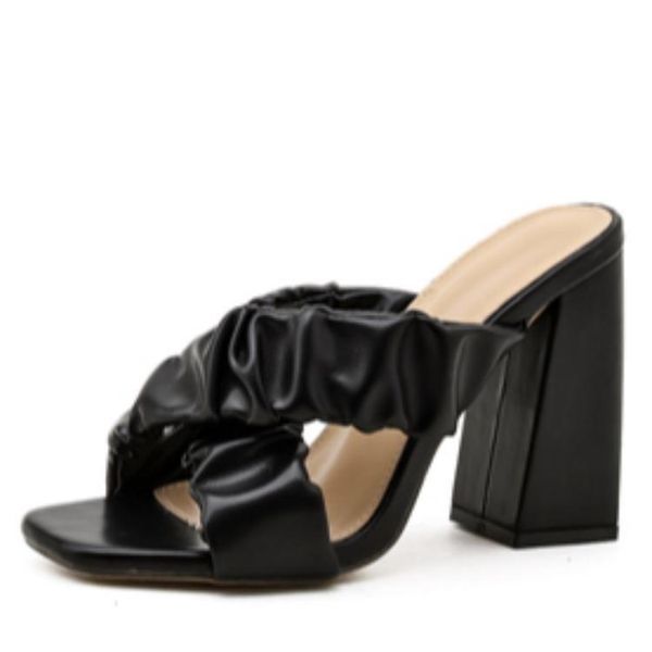 trend 43 large size slippers fish mouth women sandals thick heel middle cross high fashion, Black
trend 43 large size slippers fish mouth women sandals thick heel middle cross high fashion, Black