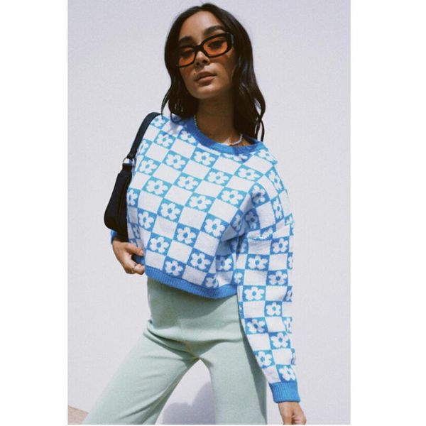 women's t-shirt spring and autumn women casual round neck sweaters long sleeve checkerboard floral print loose knit crop blue 2021, White
women's t-shirt spring and autumn women casual round neck sweaters long sleeve checkerboard floral print loose knit crop blue 2021, White