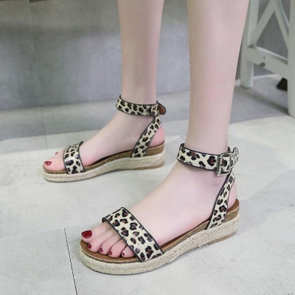 dress shoes female large size leopard sandals 2021 explosion models summer fish mouth buckle with thick bottom rome, Black
dress shoes female large size leopard sandals 2021 explosion models summer fish mouth buckle with thick bottom rome, Black