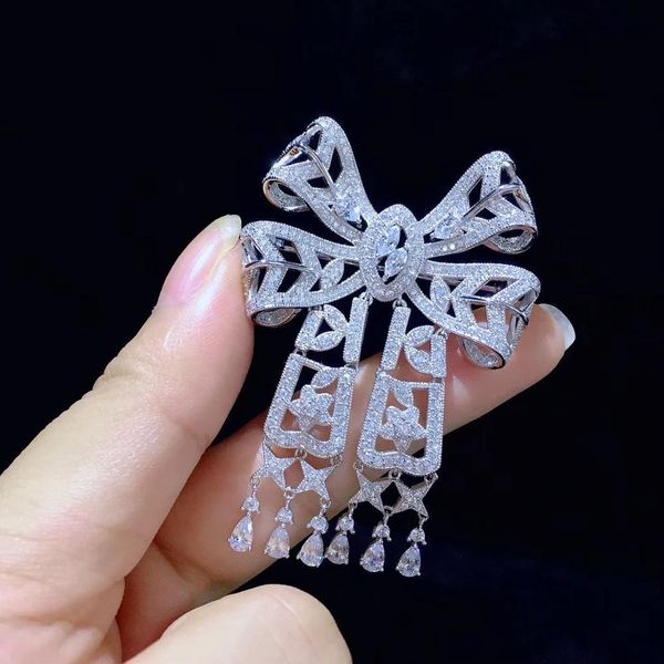 vintage 925 sterling silver with cubic zircon bowknot brooch pins fine women jewelry for dress coat, Gray
vintage 925 sterling silver with cubic zircon bowknot brooch pins fine women jewelry for dress coat, Gray