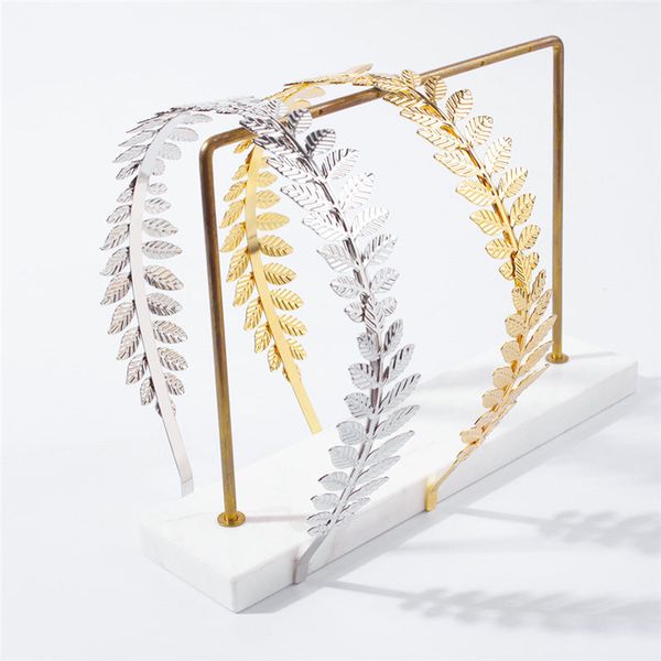 luxury designerleaves hair band alloy headband hairstyle accessories head hoop for women f2815, Black;brown
luxury designerleaves hair band alloy headband hairstyle accessories head hoop for women f2815, Black;brown