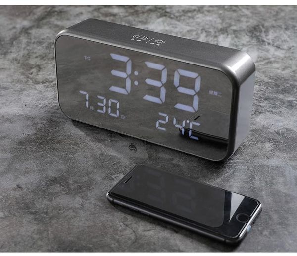 other clocks & accessories electronic multi-functional smart night light alarm clock large display digital led watch modern table 2021 ii50n
other clocks & accessories electronic multi-functional smart night light alarm clock large display digital led watch modern table 2021 ii50n