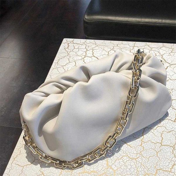 designer luxury bag fashion large capacity chain shoulder bag women 2021 travel underarm female brand design pu women's leather handbag, Red;black
designer luxury bag fashion large capacity chain shoulder bag women 2021 travel underarm female brand design pu women's leather handbag, Red;black