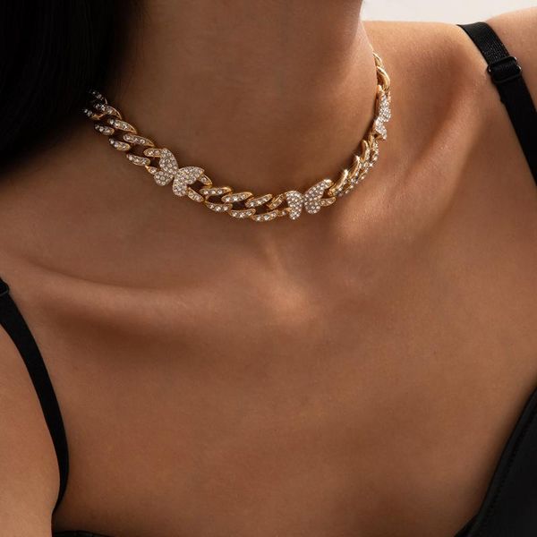 pendant necklaces exaggerated retro jewelry with single-layer thick chain tassels full of rhinestones cuban buckle butterfly necklace for wo, Silver
pendant necklaces exaggerated retro jewelry with single-layer thick chain tassels full of rhinestones cuban buckle butterfly necklace for wo, Silver