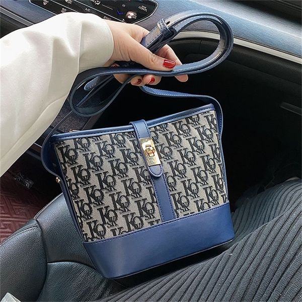factory store shop bag women's spring 2022 new printed letter bucket bag trend fashion single shoulder messenger
factory store shop bag women's spring 2022 new printed letter bucket bag trend fashion single shoulder messenger