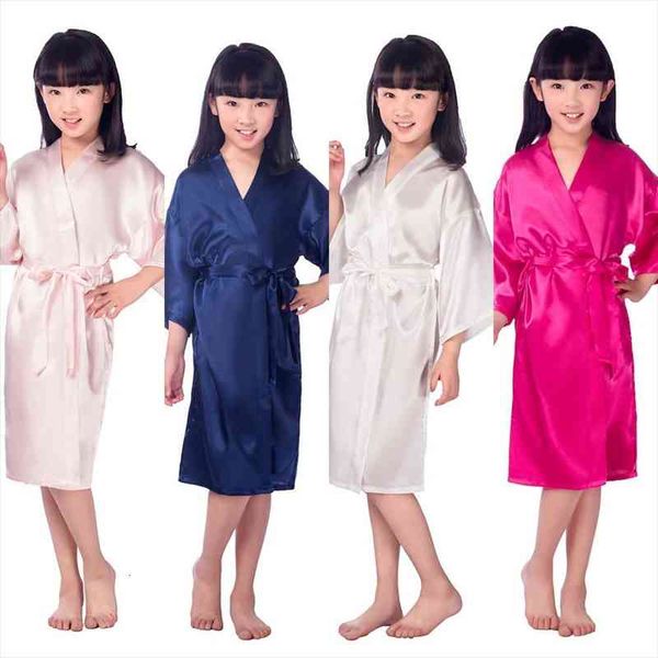 b16811 silk kid robe kimono robes bridesmaid dress children bathrobe sleepwear baby clothes childrens bathrobe, Black;red
b16811 silk kid robe kimono robes bridesmaid dress children bathrobe sleepwear baby clothes childrens bathrobe, Black;red