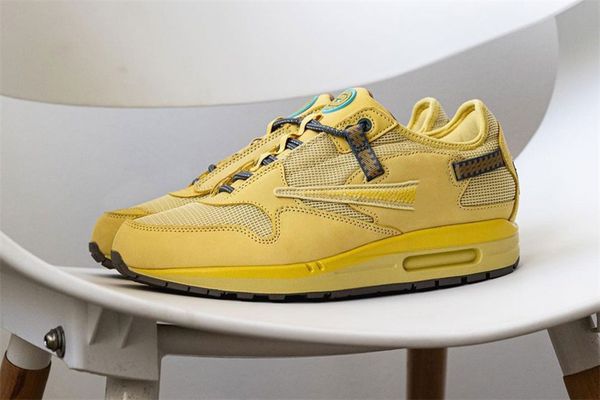 travis scotts x 1 cactus jack wheat casual shoes lemon drop-baroque brown-chile red designer sports sneakers size us5.5-12 with original sho
travis scotts x 1 cactus jack wheat casual shoes lemon drop-baroque brown-chile red designer sports sneakers size us5.5-12 with original sho