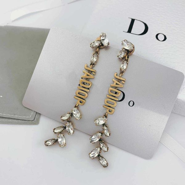 20-year autumn winter new horse eye stone super fairy long tassel earrings rhinestone advanced exclusive jewelry sale, Golden;silver
20-year autumn winter new horse eye stone super fairy long tassel earrings rhinestone advanced exclusive jewelry sale, Golden;silver