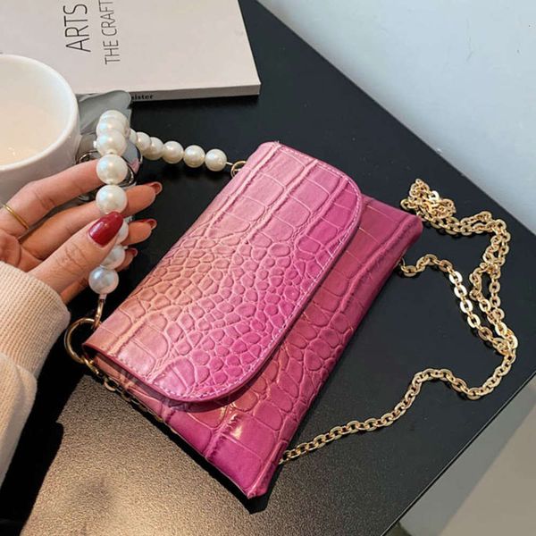 small crossbody bag metal chain leather mini phone pouch 2021 fashion menger shoulder purse gradient color hand ship
small crossbody bag metal chain leather mini phone pouch 2021 fashion menger shoulder purse gradient color hand ship
