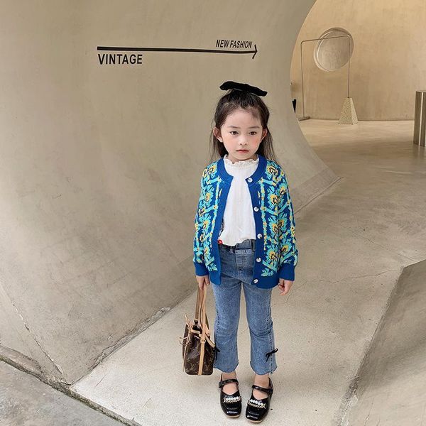 pullover 2021 spring and autumn arrival blue cardigan outerwear causal designer baby lady girl wear sweater coat 11-66
pullover 2021 spring and autumn arrival blue cardigan outerwear causal designer baby lady girl wear sweater coat 11-66