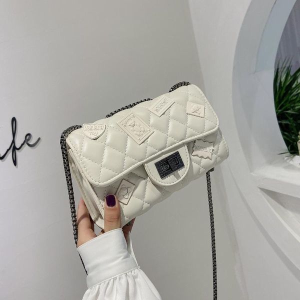 cross body 2021 luxury designer chain shoulder bag fashion female handbag small square coin purse women messenger
cross body 2021 luxury designer chain shoulder bag fashion female handbag small square coin purse women messenger