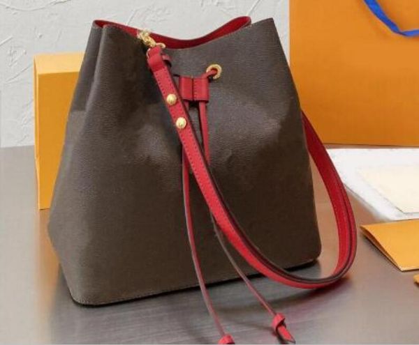 quality drawstring bucket bag cowhide leather crossbody handbag single shoulder womens bags champagne purse color microfiber adhesive lining
quality drawstring bucket bag cowhide leather crossbody handbag single shoulder womens bags champagne purse color microfiber adhesive lining