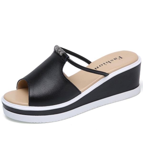 slippers 2021 korean fashion women's summer flat leather wedge with fish mouth sets of feet, Black
slippers 2021 korean fashion women's summer flat leather wedge with fish mouth sets of feet, Black