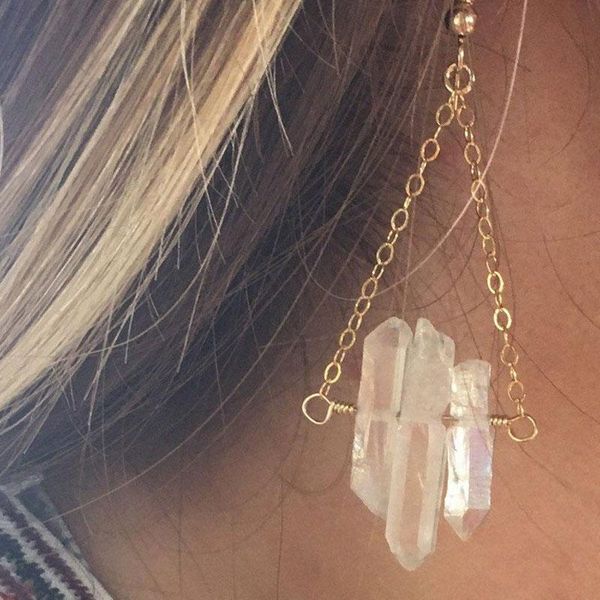 earrings & necklace 3 pcs a set crystal earring , aura quartz, bar, Silver 
earrings & necklace 3 pcs a set crystal earring , aura quartz, bar, Silver