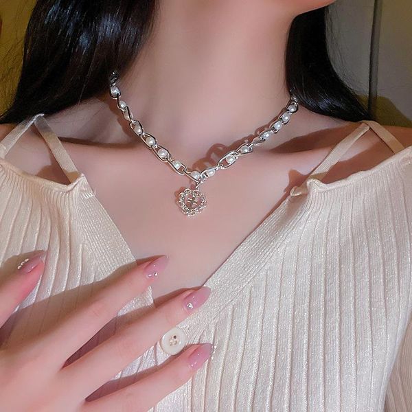 pendant necklaces punk hollow cross heart necklace for women imitation pearl metal chain choker female 2021 fashion jewelry, Silver
pendant necklaces punk hollow cross heart necklace for women imitation pearl metal chain choker female 2021 fashion jewelry, Silver