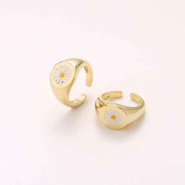 wedding rings korean style mini cute flower for girls vintage daisy ring gold plated enamel party couple gift jewelry, Slivery;golden
wedding rings korean style mini cute flower for girls vintage daisy ring gold plated enamel party couple gift jewelry, Slivery;golden