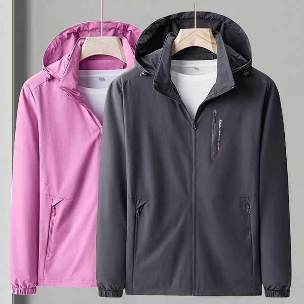 2021 men's outdoor autumn and winter single-layer assault jacket women's windproof waterproof jacket lovers, Black;brown
2021 men's outdoor autumn and winter single-layer assault jacket women's windproof waterproof jacket lovers, Black;brown
