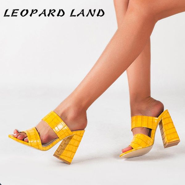 fashion hollow slides women crocodile pattern leather square heels summer peep toe slippers sandals party shoes pym, Black
fashion hollow slides women crocodile pattern leather square heels summer peep toe slippers sandals party shoes pym, Black