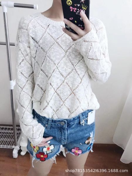 fashion sweater fine woolen spring 21 round neck straight tube women's t-shirt, White;black
fashion sweater fine woolen spring 21 round neck straight tube women's t-shirt, White;black