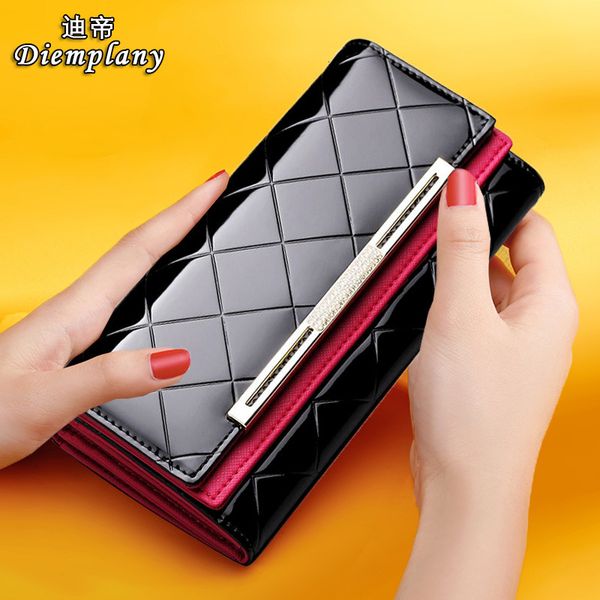 wallet long , women's leather clasp, hand large capacity, 30% off, korean version, Red;black
wallet long , women's leather clasp, hand large capacity, 30% off, korean version, Red;black