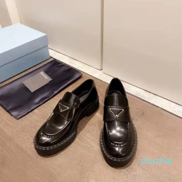 high end customized new cowhide women's shoes 2021 triangle standard one pedal british style retro flat bottom low heel leather single, Black
high end customized new cowhide women's shoes 2021 triangle standard one pedal british style retro flat bottom low heel leather single, Black