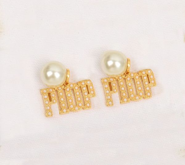 fashion pearl stud earrings des boucles d'oreilles for lady women party wedding lovers gift engagement jewelry with box nrj, Silver
fashion pearl stud earrings des boucles d'oreilles for lady women party wedding lovers gift engagement jewelry with box nrj, Silver