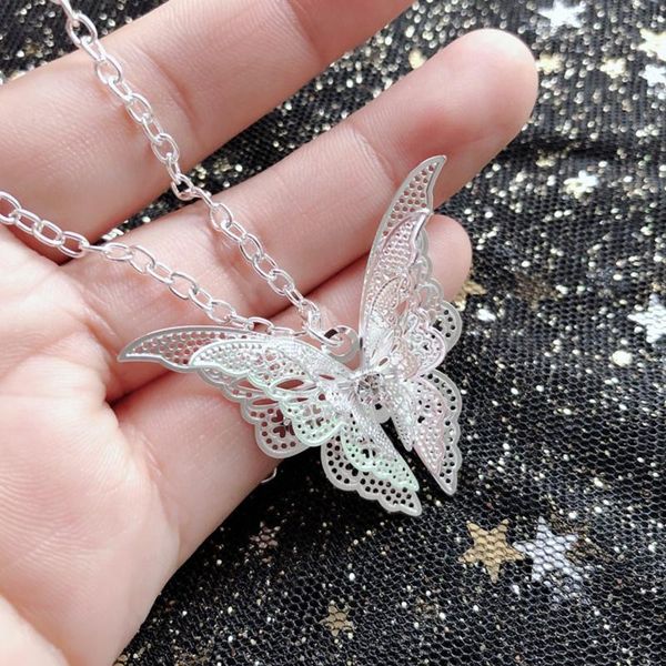 pendant necklaces silver color hollow large butterfly inlaid with zircon simplicity fashion necklace insect party jewelry gift lady
pendant necklaces silver color hollow large butterfly inlaid with zircon simplicity fashion necklace insect party jewelry gift lady