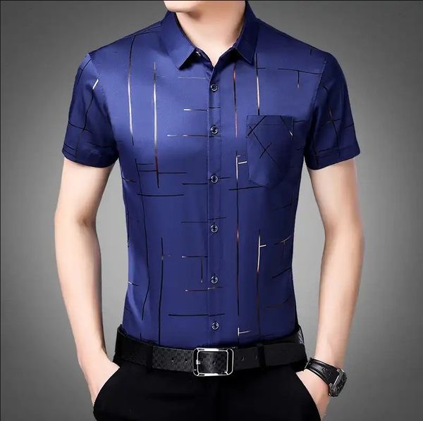 men's short sleeve shirt 2021 summer middle aged shirts lapel plaid casual thin inch, White;black
men's short sleeve shirt 2021 summer middle aged shirts lapel plaid casual thin inch, White;black