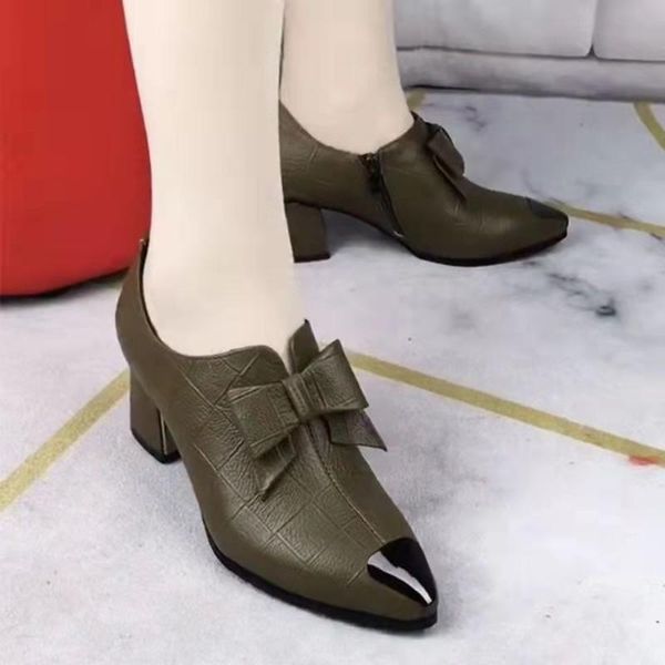dress shoes women 2021 deep mouth fashion all-match women's square root soft sole casual one-step work heels, Black
dress shoes women 2021 deep mouth fashion all-match women's square root soft sole casual one-step work heels, Black