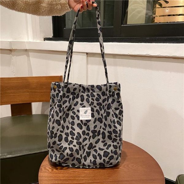 evening bags fashion women shoulder vintage leopard printing pattern underarm bag handbags for shopping travel supplies
evening bags fashion women shoulder vintage leopard printing pattern underarm bag handbags for shopping travel supplies