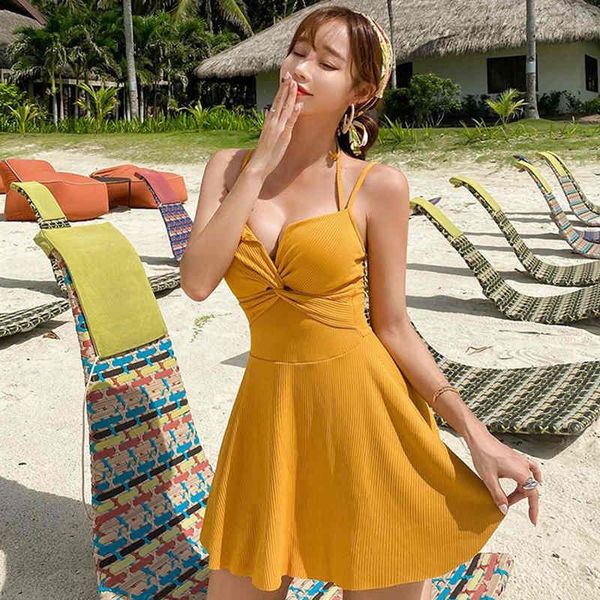 korea style one piece swimsuit women solid swimwear skirted push up swim suit bandeau trikini pad bathing pleated one-piece suits
korea style one piece swimsuit women solid swimwear skirted push up swim suit bandeau trikini pad bathing pleated one-piece suits