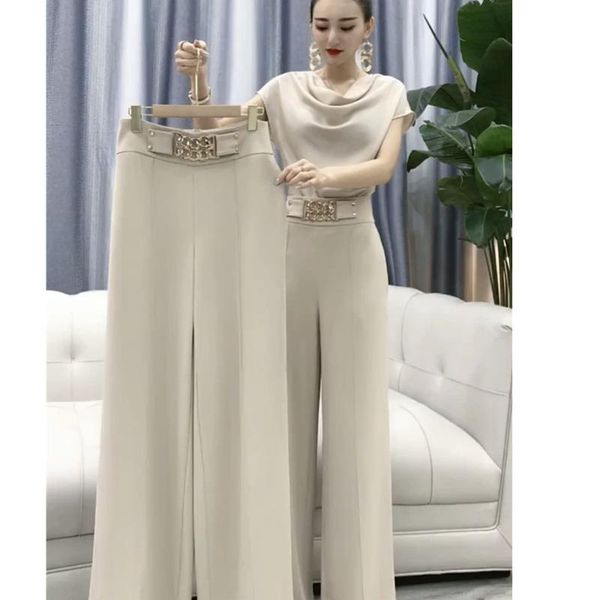 women's two piece pants 2021 summer women office ladies clothing suit solid short sleeve pile collar crop high waist straight wide leg, White
women's two piece pants 2021 summer women office ladies clothing suit solid short sleeve pile collar crop high waist straight wide leg, White