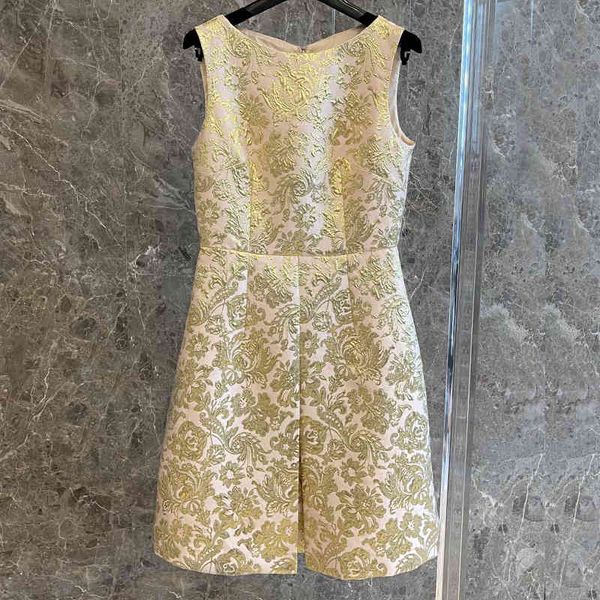 2021 spring vintage gold gilded jacquard graduation party with no sleeves elegant mini short, Black;gray
2021 spring vintage gold gilded jacquard graduation party with no sleeves elegant mini short, Black;gray