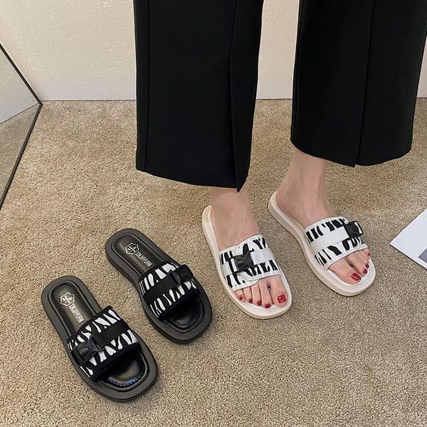 slippers shoes woman 2021 for swimming pool low pantofle luxury slides beach flat designer soft fashion pu basic rome casual, Black
slippers shoes woman 2021 for swimming pool low pantofle luxury slides beach flat designer soft fashion pu basic rome casual, Black