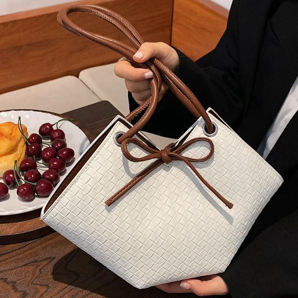 evening bags woven vintage shoulder for women 2021 designer handbags purse weave knit big tote shopper fashion hand luxury
evening bags woven vintage shoulder for women 2021 designer handbags purse weave knit big tote shopper fashion hand luxury