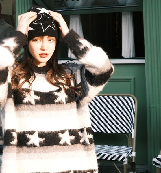 women's sweaters five-pointed star pattern sweater autumn streetwear clothes hip hop pullover oversize 2021, White;black
women's sweaters five-pointed star pattern sweater autumn streetwear clothes hip hop pullover oversize 2021, White;black