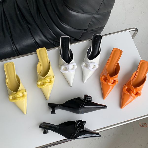 2021 women sippers fashion thin low heels slippers shoes for women casual slip on mules female shoes pointed toe heel slides, Black
2021 women sippers fashion thin low heels slippers shoes for women casual slip on mules female shoes pointed toe heel slides, Black