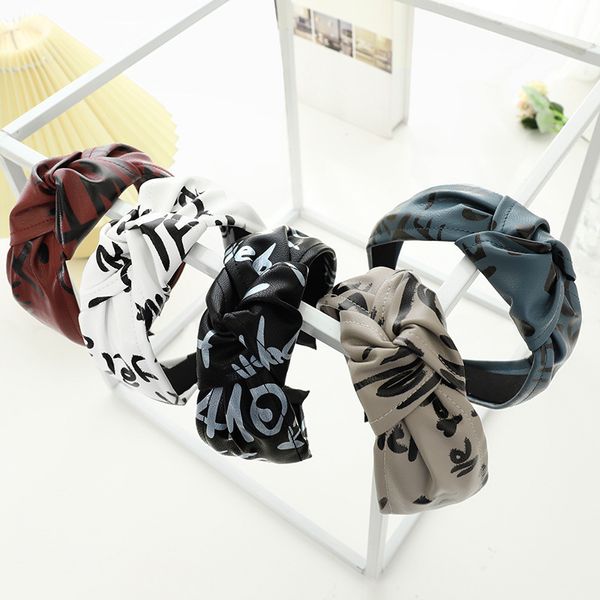 press , wash face, hoop, binding, women's simple knot, wide side head cave, printed letters, leather hair hoop, Silver
press , wash face, hoop, binding, women's simple knot, wide side head cave, printed letters, leather hair hoop, Silver