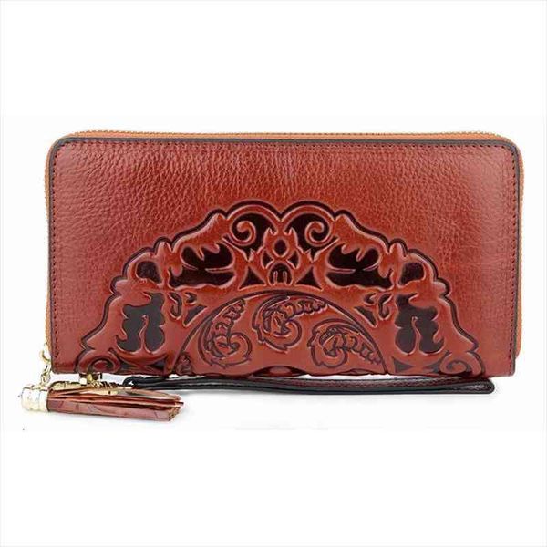 luxurious 100% genuine leather flower women wallet large capacity long tassel style ladies purses with hand rope dropshipping, Red;black
luxurious 100% genuine leather flower women wallet large capacity long tassel style ladies purses with hand rope dropshipping, Red;black