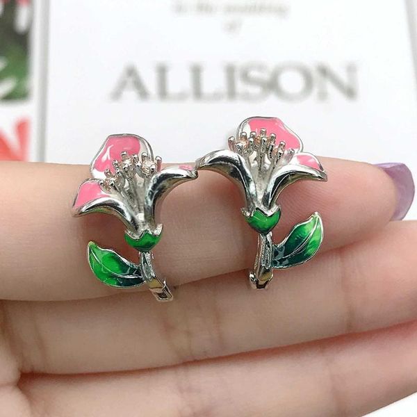 stud huami 2pcs zircon christmas cloisonne epoxy flower earrings for women fashion enamel and diamond engagement earring, Golden;silver
stud huami 2pcs zircon christmas cloisonne epoxy flower earrings for women fashion enamel and diamond engagement earring, Golden;silver