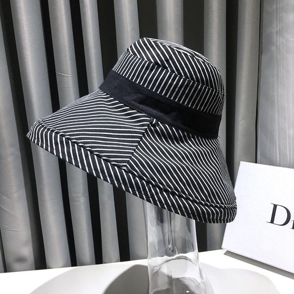 wide brim hats hat lady summer double-sided big fisherman day striped folding sun sun-protective all-match, Blue;gray
wide brim hats hat lady summer double-sided big fisherman day striped folding sun sun-protective all-match, Blue;gray
