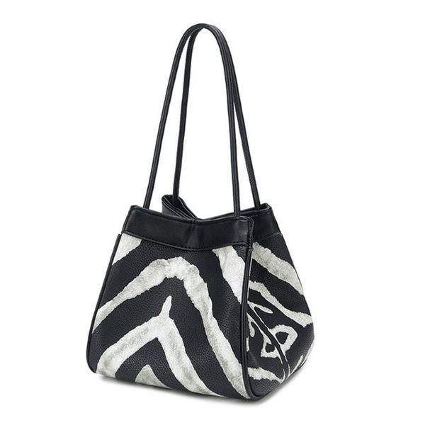 zebra pattern handbag woman baguette bag fashion personality dumpling bags lady travel leather purses and handbags cosmetic & cases
zebra pattern handbag woman baguette bag fashion personality dumpling bags lady travel leather purses and handbags cosmetic & cases